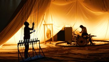 Dans la mesure de l’impossible de Tiago Rodrigues explore la complexité du réel - Critique sortie Théâtre Ateliers Berthier - Odéon Théâtre de l'Europe
