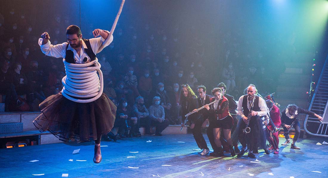 PIC de Yann Ecauvre - Critique sortie Cirque Auch Festival Circa