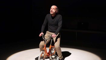 Olivier Balazuc présente W ou le souvenir d’enfance d’après Georges Pérec - Critique sortie Théâtre Paris Théâtre du Soleil