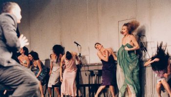 Kontakthof, la pièce, qui assura le triomphe de Pina Bausch en France - Critique sortie Danse Paris Opéra de Paris