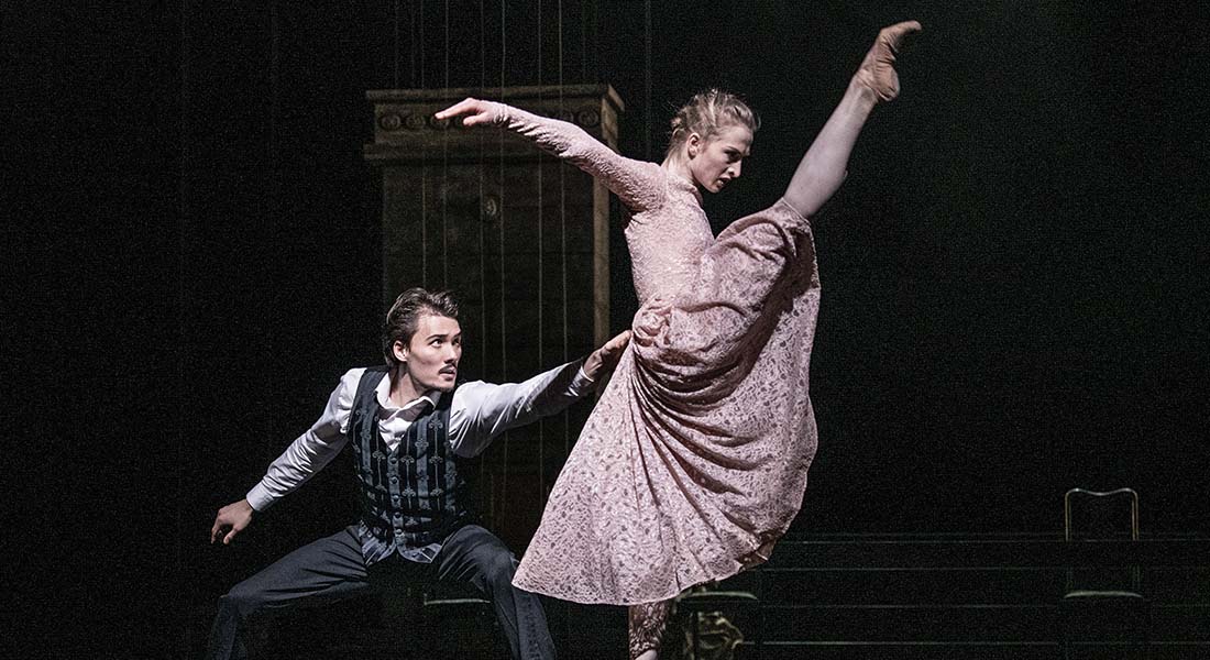 Hedda Gabler par le Ballet national de Norvège, mis en scène Marit Moum Aune. - Critique sortie Danse Paris Musée d’Orsay
