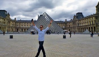 Playlist Politique, une partition d’Émilie Rousset qui interroge la mise en scène politique de la musique - Critique sortie Théâtre Cergy-Pontoise Points Communs – Nouvelle Scène nationale Cergy-Pontoise / Val d’Oise.