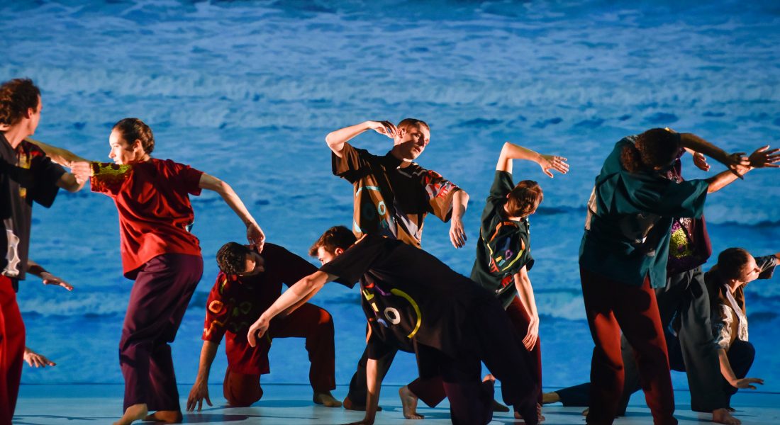 Béatrice Massin crée Requiem, la mort joyeuse, et c’est superbe ! - Critique sortie Danse _Châtenay-Malabry L'Azimut