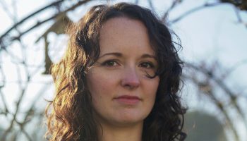 Emilie Moutet, voix de l’intime - Critique sortie 