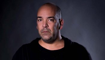 L’envahissement de l’être : Thomas Lebrun danse avec la voix de Marguerite Duras - Critique sortie Danse Tours CCN de Tours