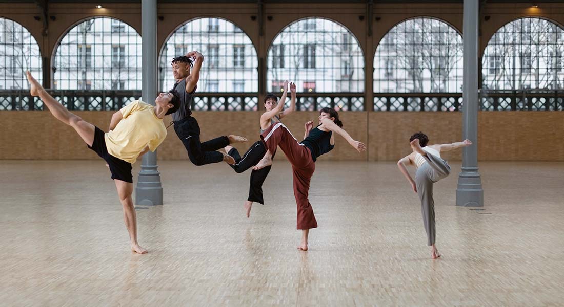 Clocks & Clouds de Noé Soulier - Critique sortie Danse Paris Halle du Carreau du Temple