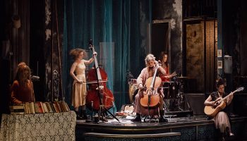 « Les Géants de la montagne » dans la mise en scène de Lucie Berelowitsch, adaptation poétique du chef-d’œuvre inachevé de Luigi Pirandello - Critique sortie Théâtre Vire Le Préau - CDN de Normandie-Vire