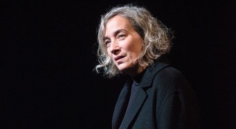 Anne Coutureau interprète L’Espèce humaine de Robert Antelme : une parole et une pensée contre l’inhumanité