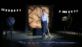 La Femme qui ne vieillissait pas : un joli spectacle interprété par Françoise Cadol - Critique sortie Théâtre Paris _Le Lucernaire