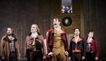 « La Mort de Danton » dans la mise en scène de Simon Delétang, une création qui passe à côté du texte grandiose de Georg Büchner - Critique sortie Théâtre Paris La Comédie-Française