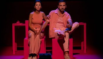 Marie-Julie Baup et Thierry Lopez interprètent la pièce « Oublie-moi », miracle de théâtre et d’émotion ! - Critique sortie Théâtre