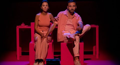 Marie-Julie Baup et Thierry Lopez interprètent la pièce « Oublie-moi », miracle de théâtre et d’émotion ! - Critique sortie Théâtre Paris Théâtre du Petit Saint-Martin