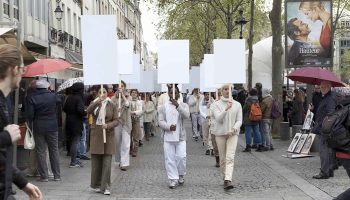 Blank placard dance, replay - Critique sortie  Paris La Maison des Métallos