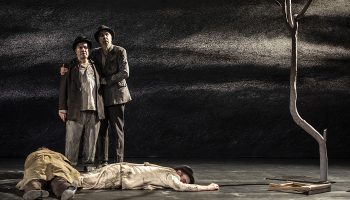 En attendant Godot : Alain Françon dirige, en grand horloger, des comédiens éblouissants - Critique sortie Théâtre