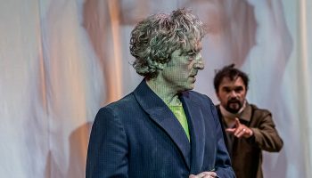 Philippe Calvario met en scène Créanciers d’après Strindberg : une adaptation au jeu exacerbé - Critique sortie Théâtre Paris