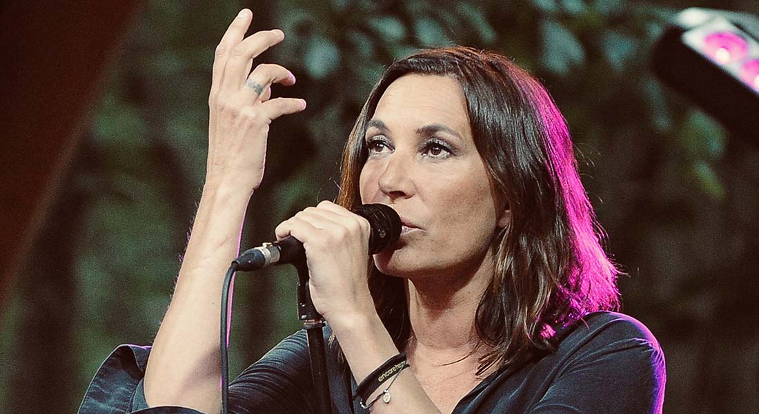 Échanges avec Zazie, comme à la maison avec son nouveau spectacle - Critique sortie  Antibes