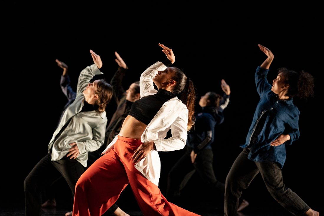 Concours Dialogues 2023 : dernière ligne droite - Critique sortie Danse Bron Pôle en Scènes - Espace Albert Camus