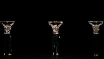 Never Twenty one de Smaïl Kanouté rend hommage aux victimes des armes à feu - Critique sortie Danse Paris Chaillot - Théâtre national de la danse