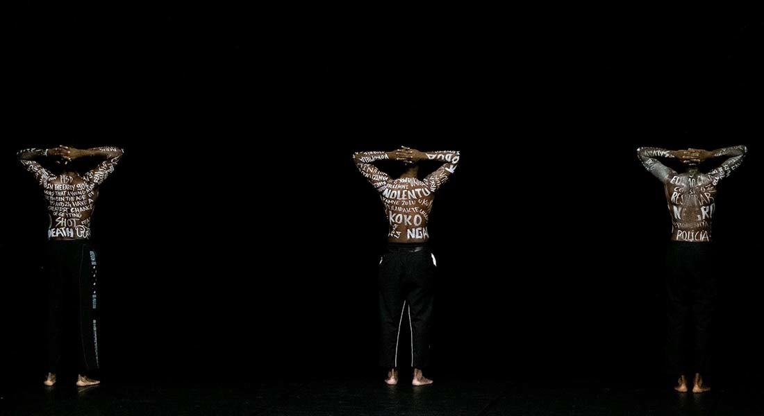 Never Twenty one de Smaïl Kanouté rend hommage aux victimes des armes à feu - Critique sortie Danse Paris Chaillot - Théâtre national de la danse