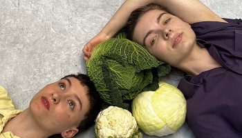 Régime soupe aux choux : mode d’emploi, un spectacle de Chloé Heckmann, Léa Goldstein et Yoanna Bolzli tout aussi instructif que rafraîchissant - Critique sortie Théâtre Paris Théâtre des Déchargeurs