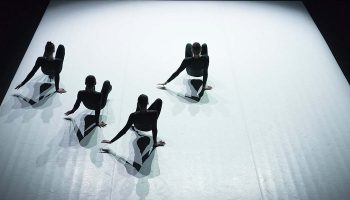 Ouverture du festival avec REFACE par le collectif Les Idoles et VIS MOTRIX par Rafaele Giovanola - Critique sortie  Montreuil Théâtre Public de Montreuil