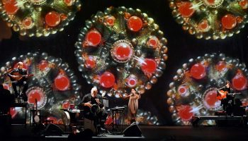 De Béjaïa à Paris, spectacle vibrant de Claire Diterzi - Critique sortie  Paris