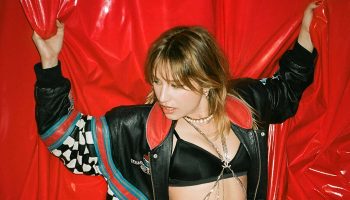 Izïa, une voix et une présence qui claquent - Critique sortie  Fontenay-le-Comte Espace culturel René Cassin