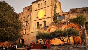 Les Concerts au coucher de soleil dans ce joyau du Lubéron - Critique sortie Classique / Opéra Oppède-le-Vieux