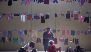 Médée de Lisaboa Houbrechts, une version lissée et raccourcie de la tragédie - Critique sortie Théâtre Paris Comédie-Française Salle Richelieu