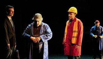 Elise Noiraud adapte le film de Laurent Cantet « Ressources humaines » : une partition théâtrale au cordeau - Critique sortie Théâtre Paris Théâtre Paris-Villette