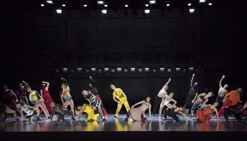 STATIC SHOT de Maud Le Pladec avec les danseurs du CCN-Ballet de Lorraine - Critique sortie  Paris