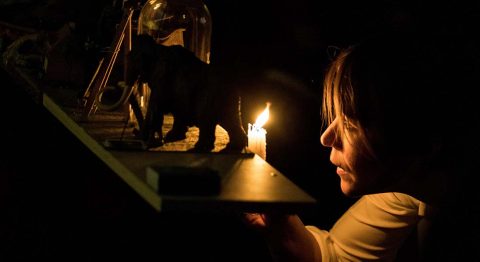 « Sous Terre » forme hybride mêlant théâtre d’objet, arts plastiques, musique et vidéo, recommandé à partir de 7 ans - Critique sortie Avignon / 2023 Avignon Avignon Off. Le Totem