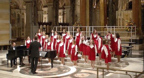 Cycle de musiques sacrées du Festival d&rsquo;Avignon 2023 autour des grands chœurs internationaux - Critique sortie Avignon / 2023 Avignon