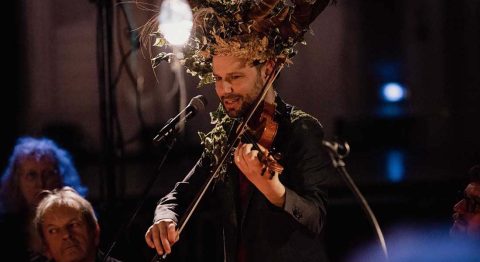 « Anti-tempête » de Tony Melvil, du théâtre musical pour faire une pause - Critique sortie Avignon / 2023 Avignon Avignon Off. Présence Pasteur