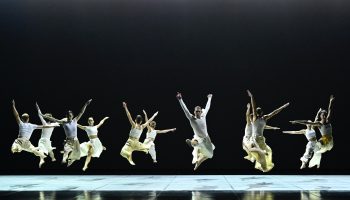 « Torpeur », la nouvelle pièce d’Angelin Preljocaj, emporte son ballet vers des territoires inédits - Critique sortie Danse Aix-en-Provence Pavillon Noir - Centre Chorégraphique National