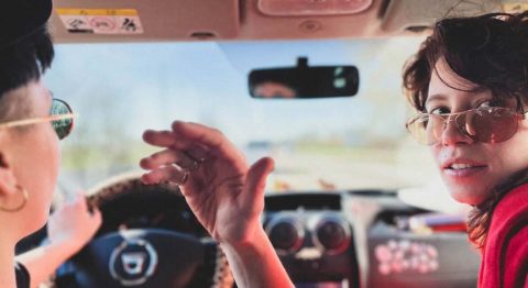 « Y’a brûler et cramer » de Camille Freychet, un seul en scène qui traite de l’acceptation de son homosexualité - Critique sortie Avignon / 2023 Avignon Avignon Off. Les Doms