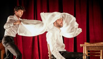 « L’Addition » de Tim Etchells : une performance burlesque, à vivre ! - Critique sortie Avignon / 2023 Avignon