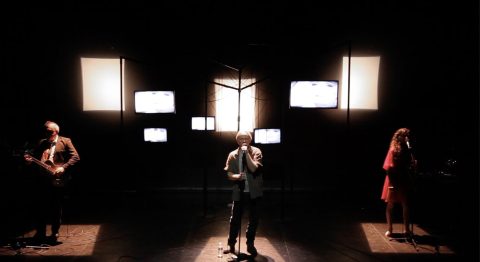 « Dérives 1&2 » : la poésie de Christophe Tostain investit l’Artéphile - Critique sortie Avignon / 2023 Avignon Artéphile