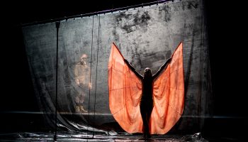 « La Tempête » de Sandrine Anglade, flamboyante - Critique sortie Avignon / 2023 Avignon Théâtre du Chêne Noir