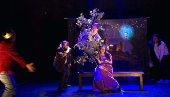 Chela de Ferrari s’empare d’« Hamlet » avec une troupe d’interprètes atteints de trisomie 21 - Critique sortie Théâtre Paris Théâtre des Abbesses