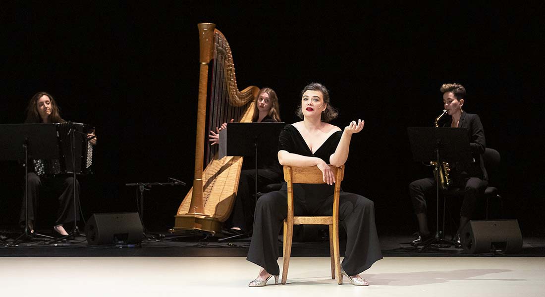 François Gremaud réécrit « Carmen. » pour Rosemary Standley - Critique sortie Théâtre Suresnes Théâtre de Suresnes Jean Vilar