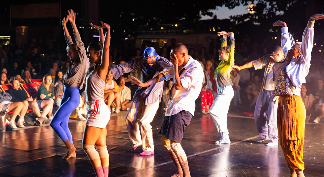 Festival de la Place : la fête au cœur de la ville - Critique sortie Danse Paris Théâtre de la Ville-Sarah Bernhardt