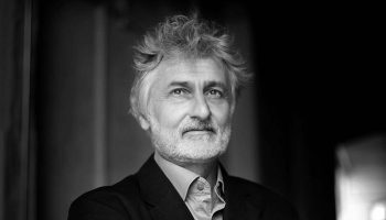 François Cervantes crée « Nous » : un destin commun à partir du croisement d’histoires individuelles - Critique sortie  Marseille La Criée - Théâtre National de Marseille