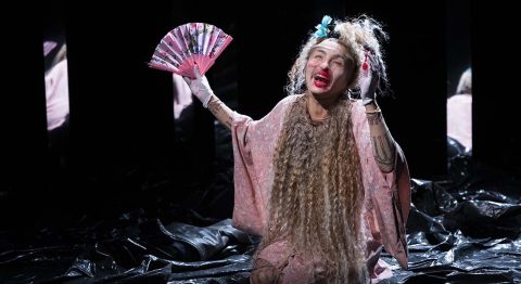 Johanna Nizard interprète « Il n’y a pas de Ajar » de Delphine Horvilleur : un passionnant monologue contre l’identité - Critique sortie Théâtre Paris THEATRE DE L'ATELIER