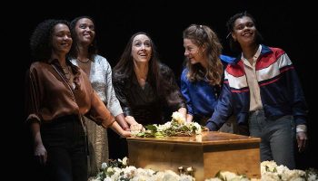 « Mon Absente » de Pascal Rambert, portrait d’une perte et portrait de vies - Critique sortie  Nice Théâtre National de Nice - La Cuisine