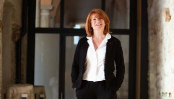 Muriel Mayette-Holtz déploie son projet d’un théâtre visionnaire - Critique sortie  Nice