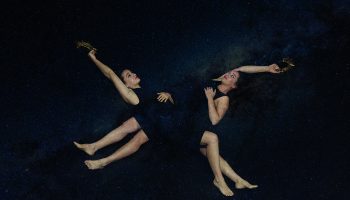 « Niquer la fatalité » d’Estelle Meyer et Margaux Eskenazi, en dialogue avec la personnalité de Gisèle Halimi - Critique sortie Théâtre Paris Les Plateaux Sauvages