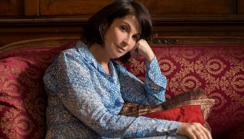 Zabou Breitman a écrit et interprète « Dorothy », traversée de la vie et de l’œuvre de Dorothy Parker - Critique sortie Théâtre Paris Théâtre du Petit Saint-Martin