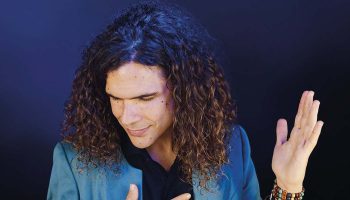 Le flamenco jazz de l’Andalou Antonio Lizana devrait séduire aussi bien les néophytes que les amateurs chevronnés - Critique sortie Jazz / Musiques Paris Le Bal Blomet