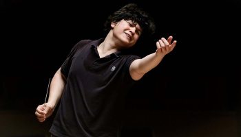 L’Orchestre philharmonique de Strasbourg parcourt le XXe siècle sous la direction d&rsquo;Aziz Shokhakimov - Critique sortie Classique / Opéra Strasbourg Palais de la Musique et des Congrès